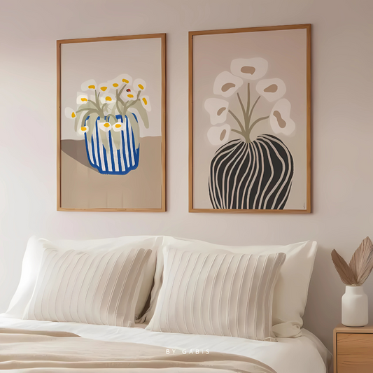 Set x2 Cuadros Decorativos Botánicos Floreros A Rayas Azul y Negro